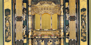金仏壇の製造のイメージ